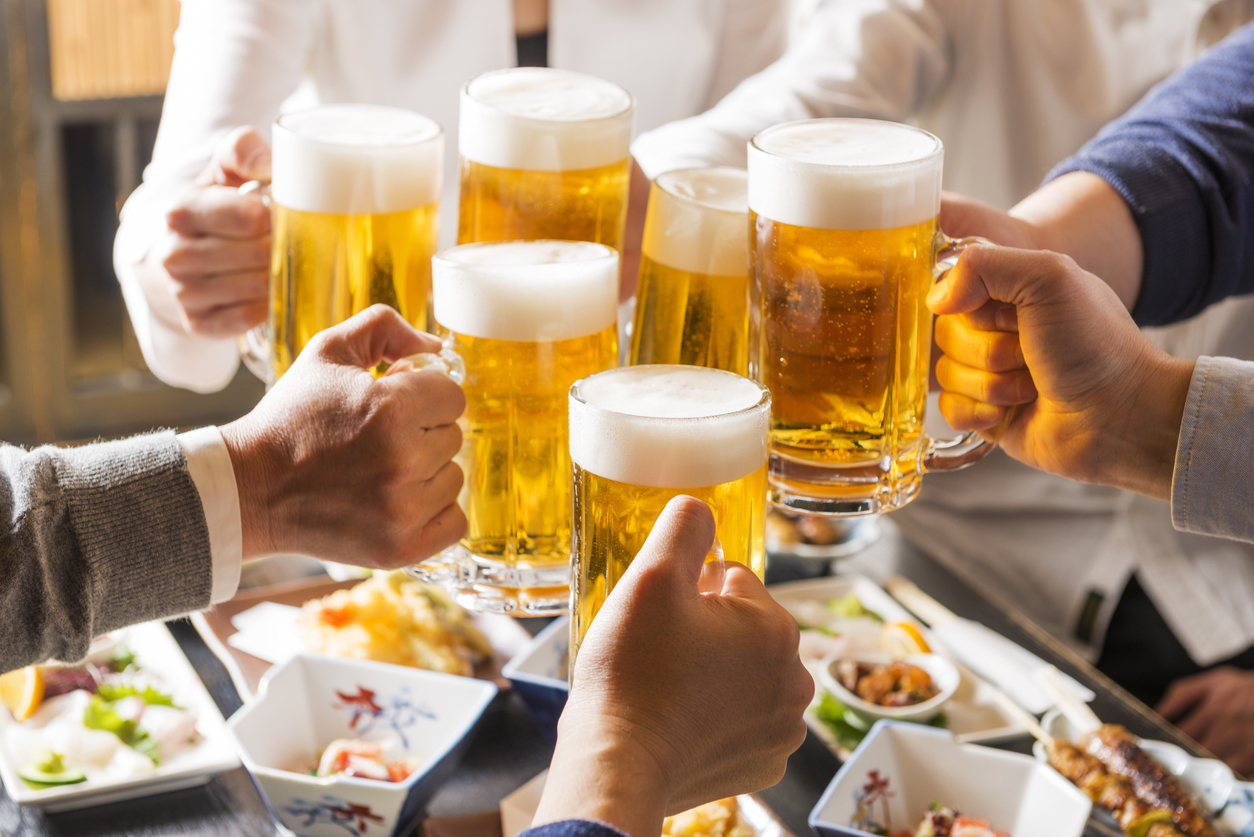 アフター目当てで行く人も！？ゴルフは飲み会が一番盛り上がる説