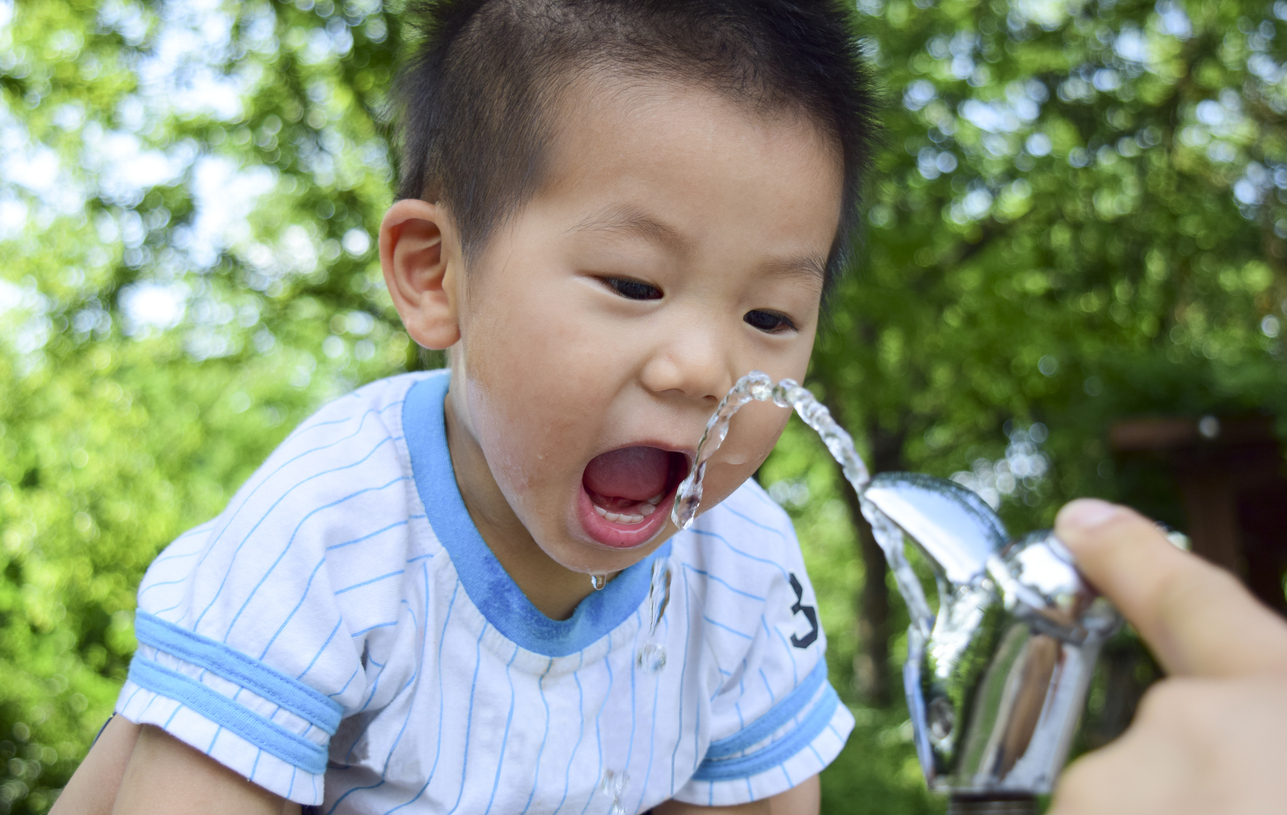 夏ゴルフの注意ポイント、水分補給にプラスしたい熱中症対策とは？