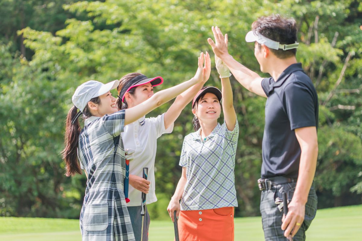 梅田でゴルフレッスンを選ぶならまずは体験から！